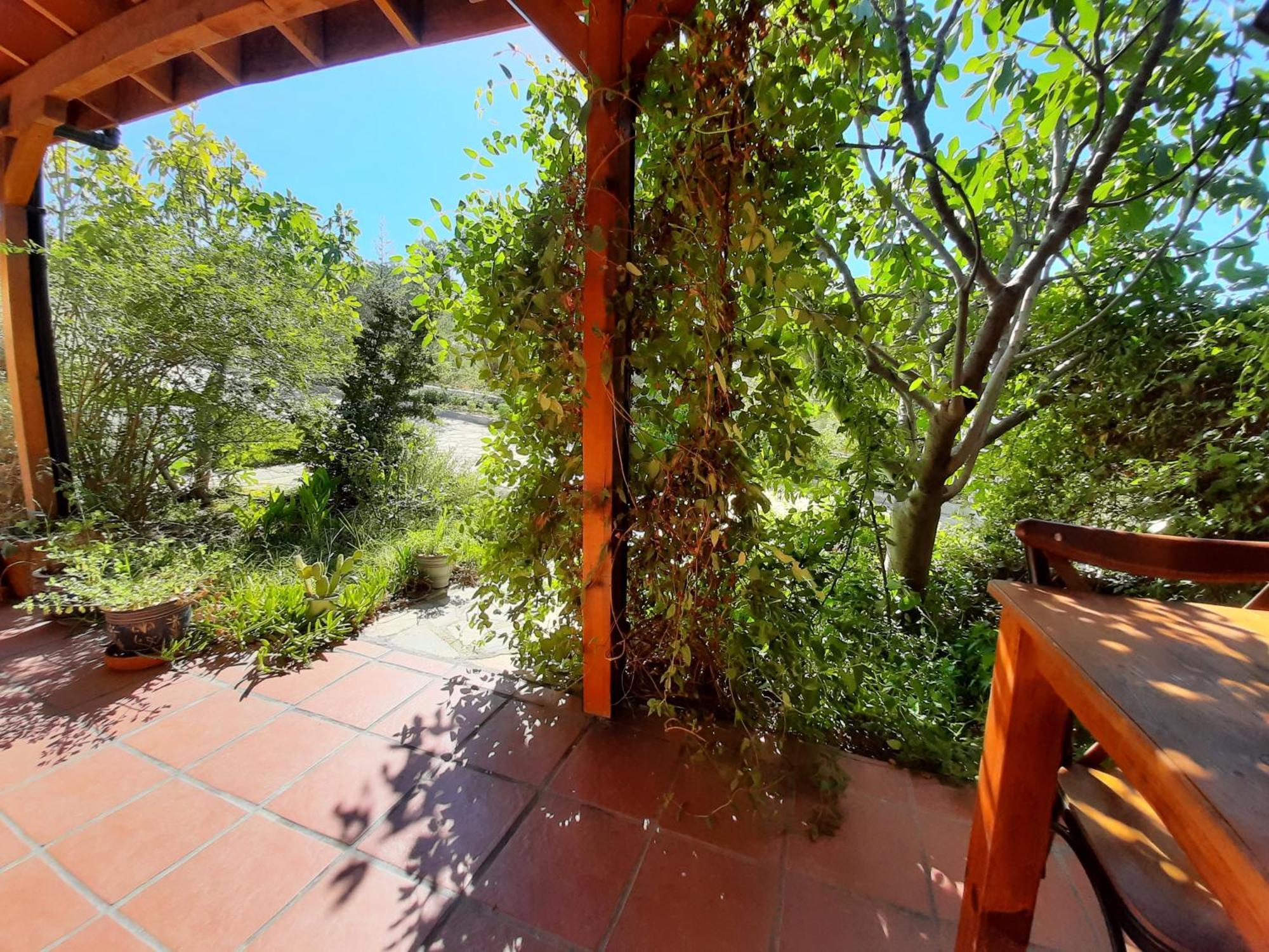 Guest house Ionia