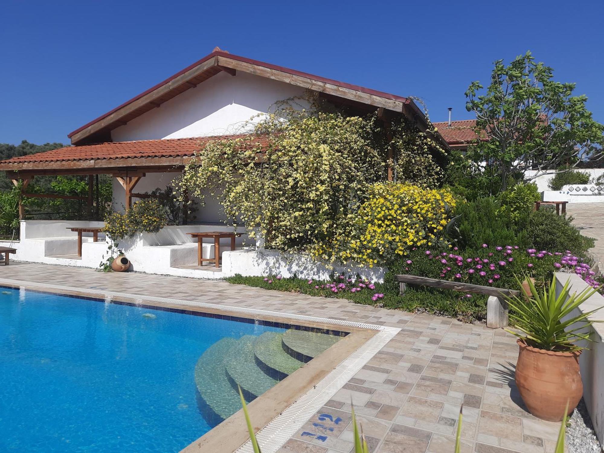 Ionia Guest house *